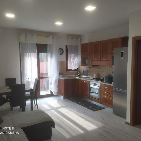 Casa Lucia Apartment Rozzano Bagian luar foto