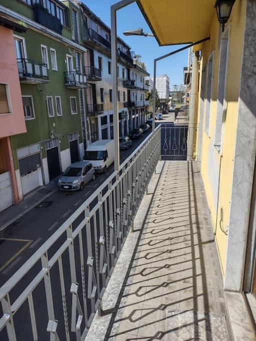 Casa Lucia Apartment Rozzano Bagian luar foto